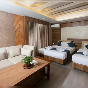 Maya Boutique & Катманду